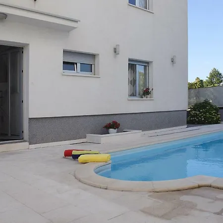 Apartment Airin Zadar