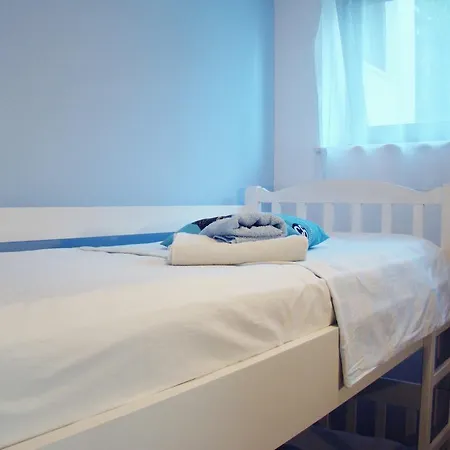 Apartament Apartment Airin